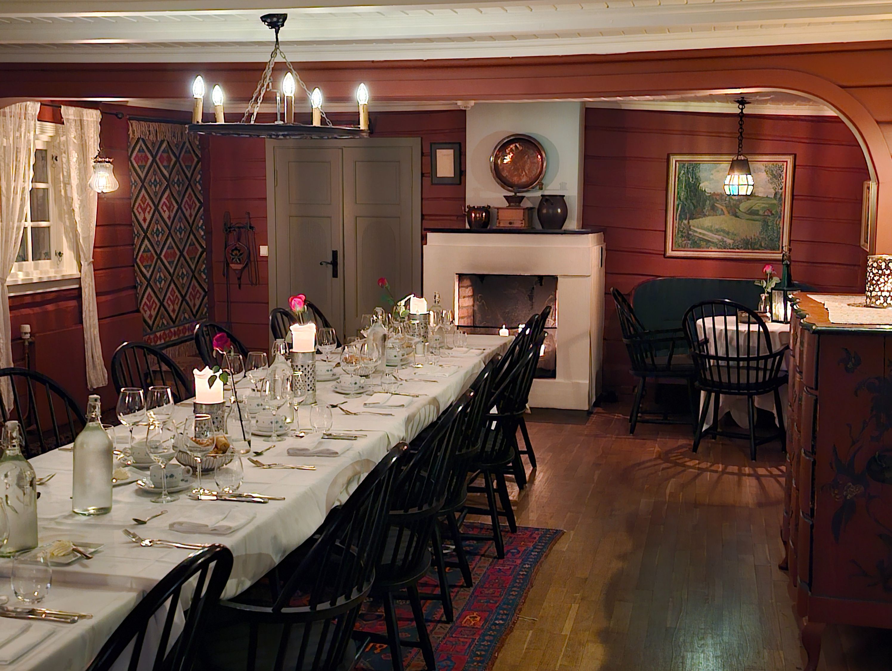 Spiseområde i flygelsalongen