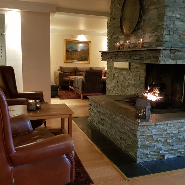 Fireplace lodge